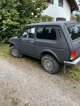 Lada Niva 4x4 - gebrauchte Lada Niva aus dem Jahr 2009