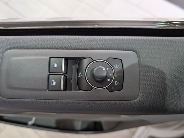Ford Tourneo Custom Tit. 2.0 L1 SOFORT!