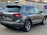 Volkswagen Tiguan Highline R-Line/4Motion/Virtual/ACC/1.Han - VW Tiguan Gebrauchtwagen in Hagen