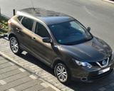 Nissan Qashqai 1.6 dCi DPF Xtronic Acenta Acenta - Nissan Qashqai mit Diesel-Antrieb: Limousine, Automatik