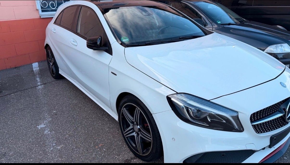 MERCEDES-BENZ A 250