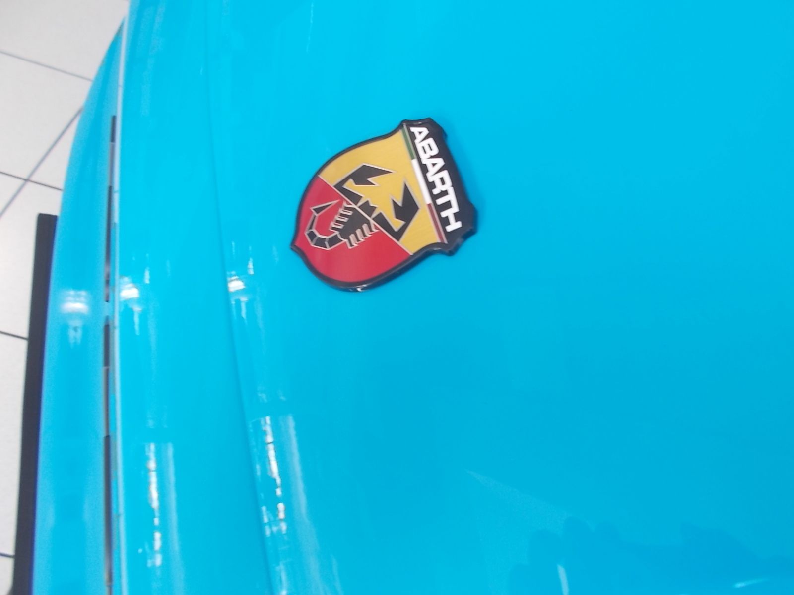 Fahrzeugabbildung Abarth 500 e C Scorpionissima 42kWh