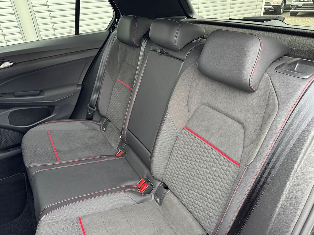 Golf VIII GTI Clubsport 2.0 TSI *TOP*DCC*MATRIX*