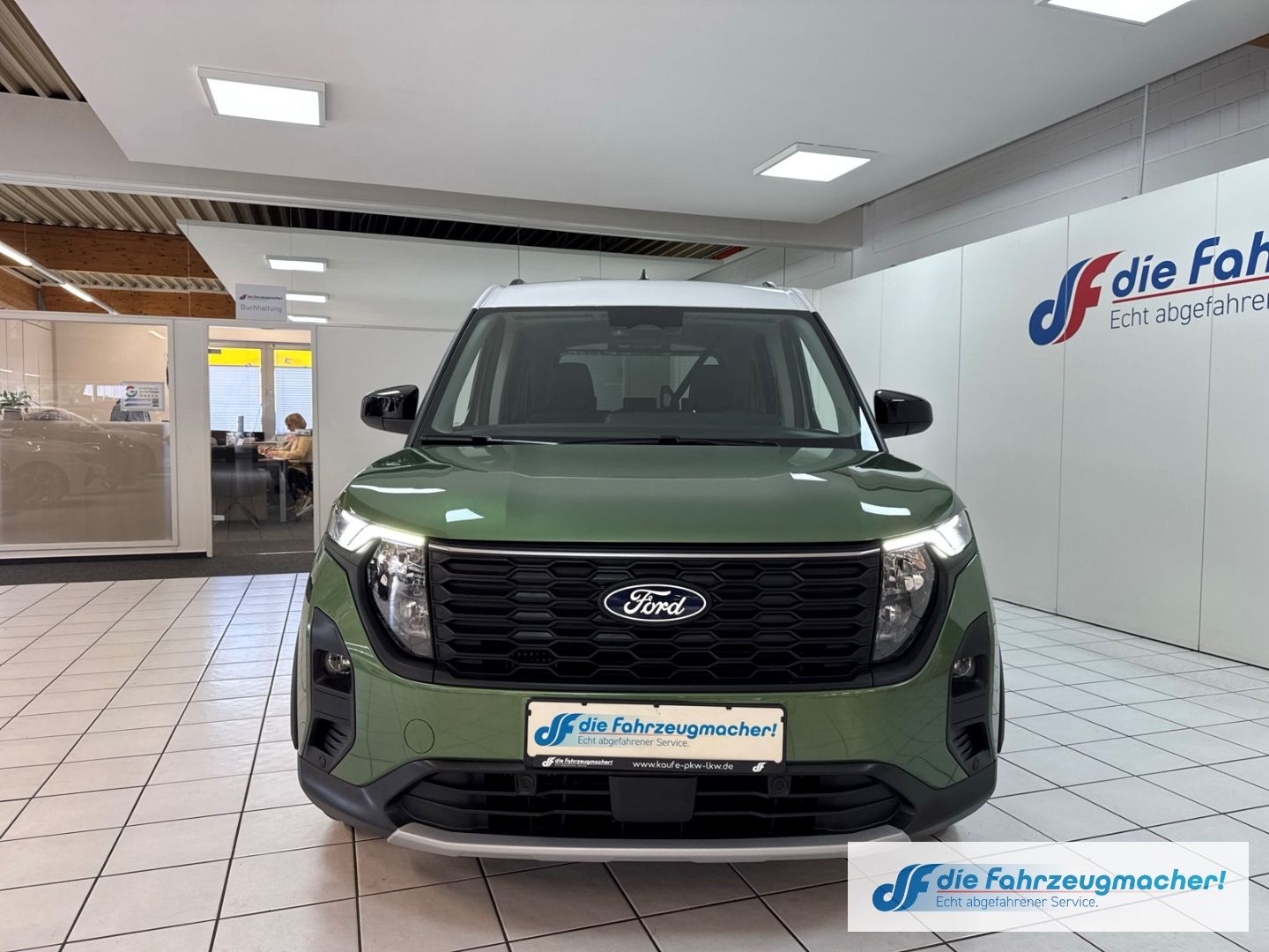 Fahrzeugabbildung Ford Tourneo Courier Active Navi ACC Klimaautom DAB S