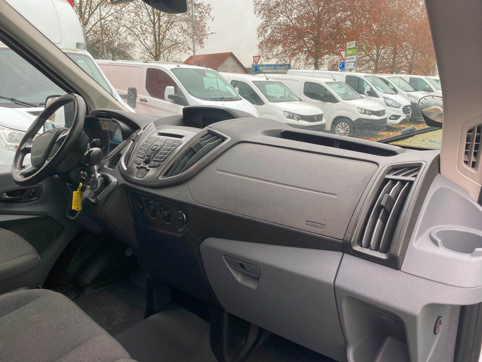 Fahrzeugabbildung Ford Transit Kasten 350 L2H2 Trend,AHK,Regale,STH,SHg