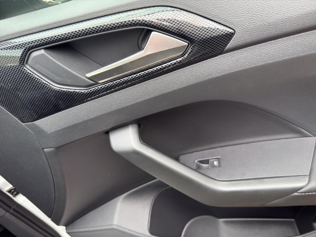 Fahrzeugabbildung Volkswagen T-Cross Life Energy,RFK,App-Connect,GJR,Klima,LM