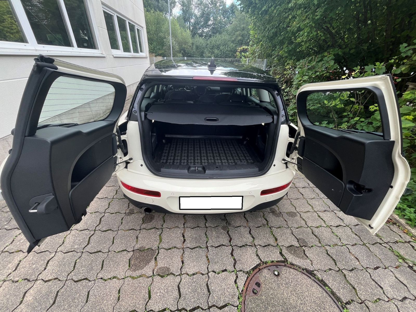 Fahrzeugabbildung MINI COOPER Clubman NAVI SHZ PDC ALU