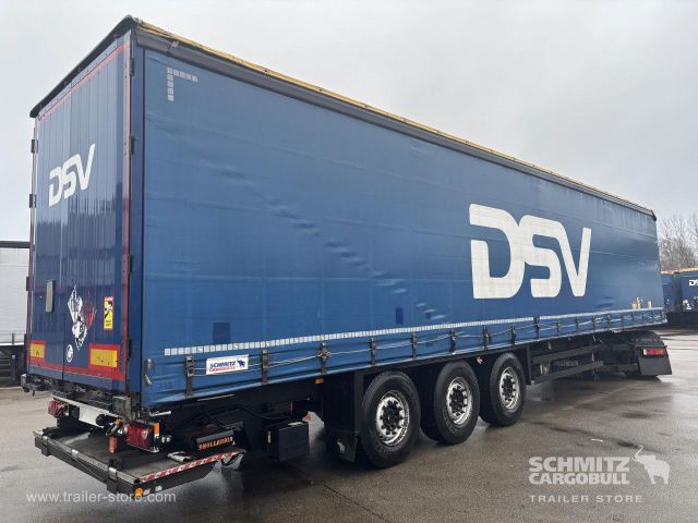 Schmitz Cargobull Curtainsider Standard