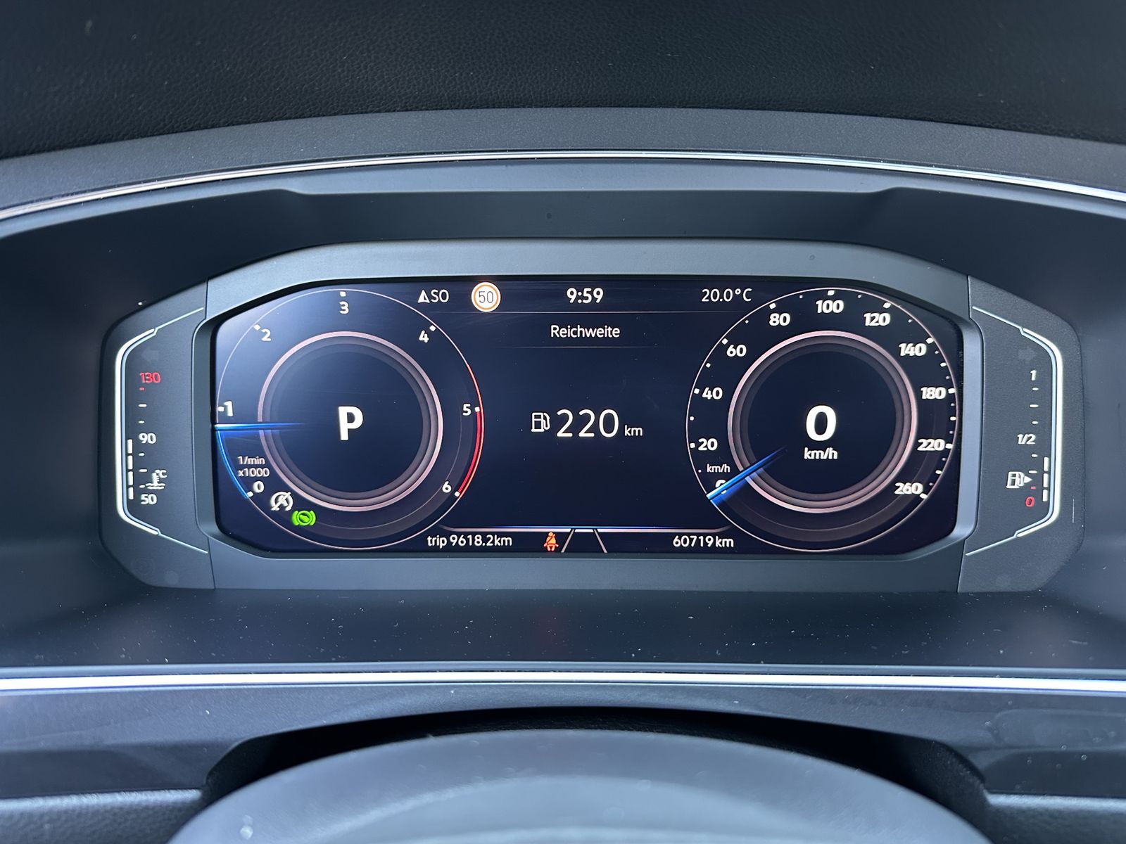 Fahrzeugabbildung Volkswagen Tiguan Allspace Life NAV+LED+PANO+HEAD-UP+18ZOLL