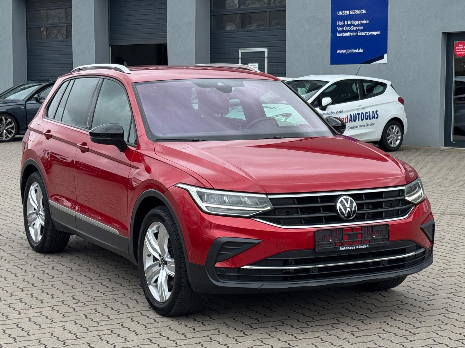 Volkswagen Tiguan 1.5 TSI Active °HUP°AHK°R-KAMERA°VC°