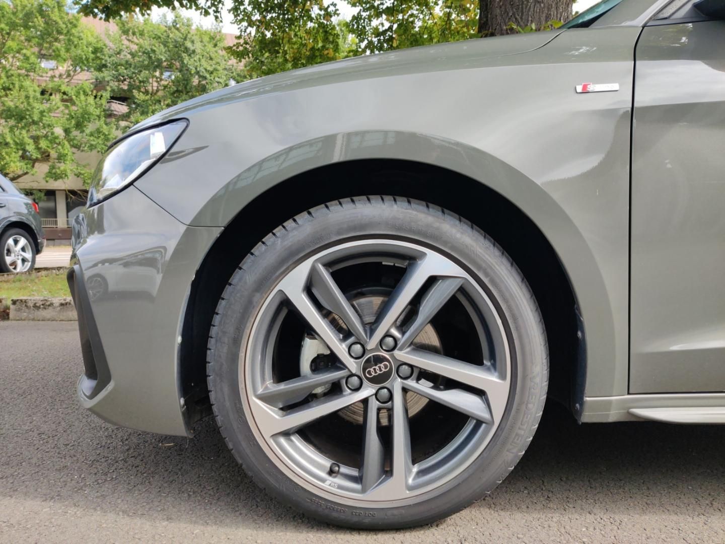 Fahrzeugabbildung Audi A1 Sportback S line 25 TFSI GRA SHZ PhoneBox