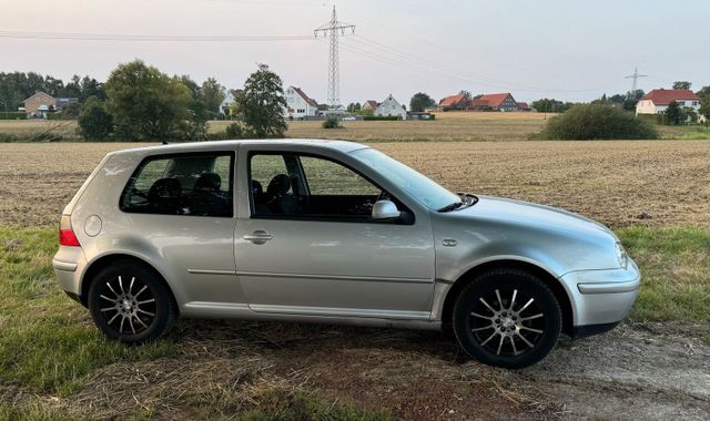 Volkswagen Golf 4 Silber