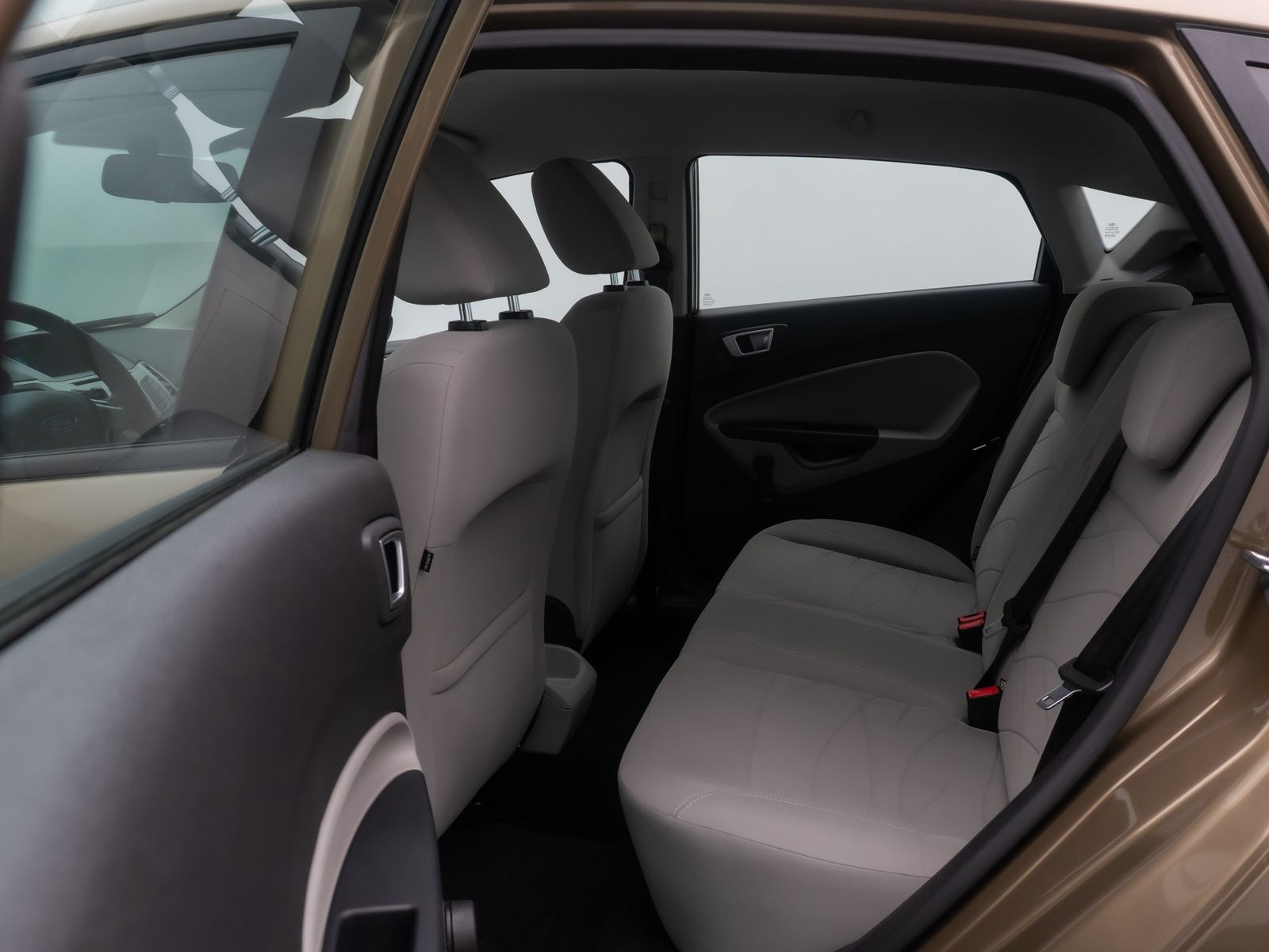 Fahrzeugabbildung Ford Fiesta Trend Aut PDC EasyDriver SoundPaket Stoff