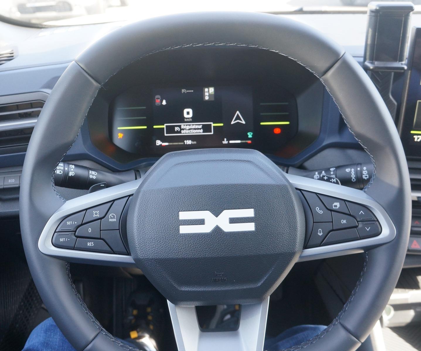 Dacia Duster III TCe150AUTOM*Journey+ AHK+NAVI+4 CAM+1, миниатюра 19
