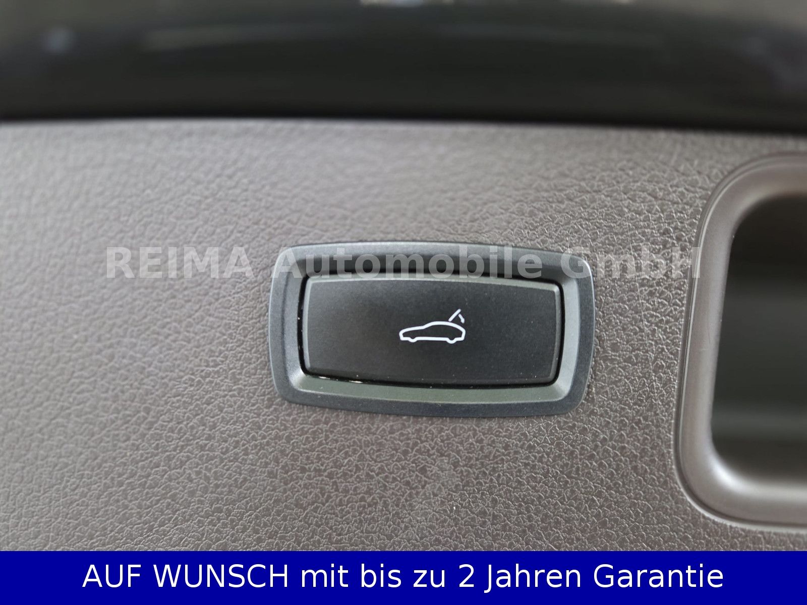 Fahrzeugabbildung Porsche Macan 3,0S, LED, Luft, Pano, ACC, Kamera