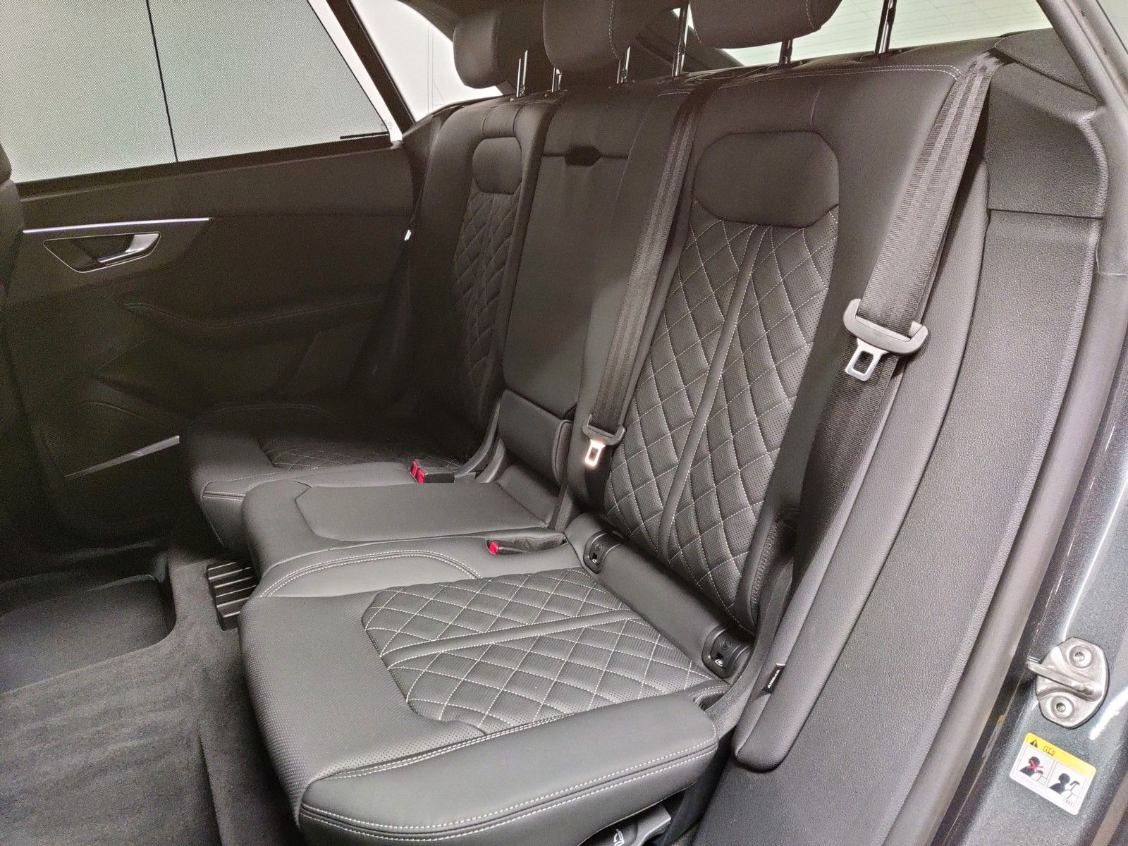 Audi SQ8 - Bild 13