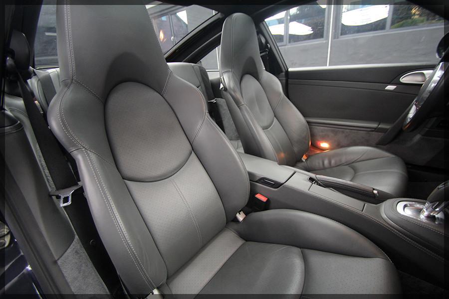 Porsche 997 Targa 4S PDC / PANO / NAVI / SCHECKHEFT