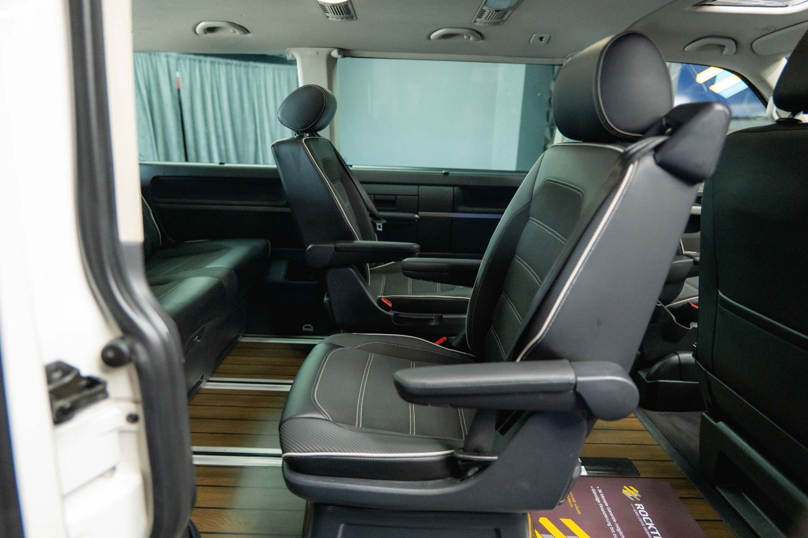 Fahrzeugabbildung Volkswagen T6 Multivan Edition 30 4Motion Sport *LED*Kamera