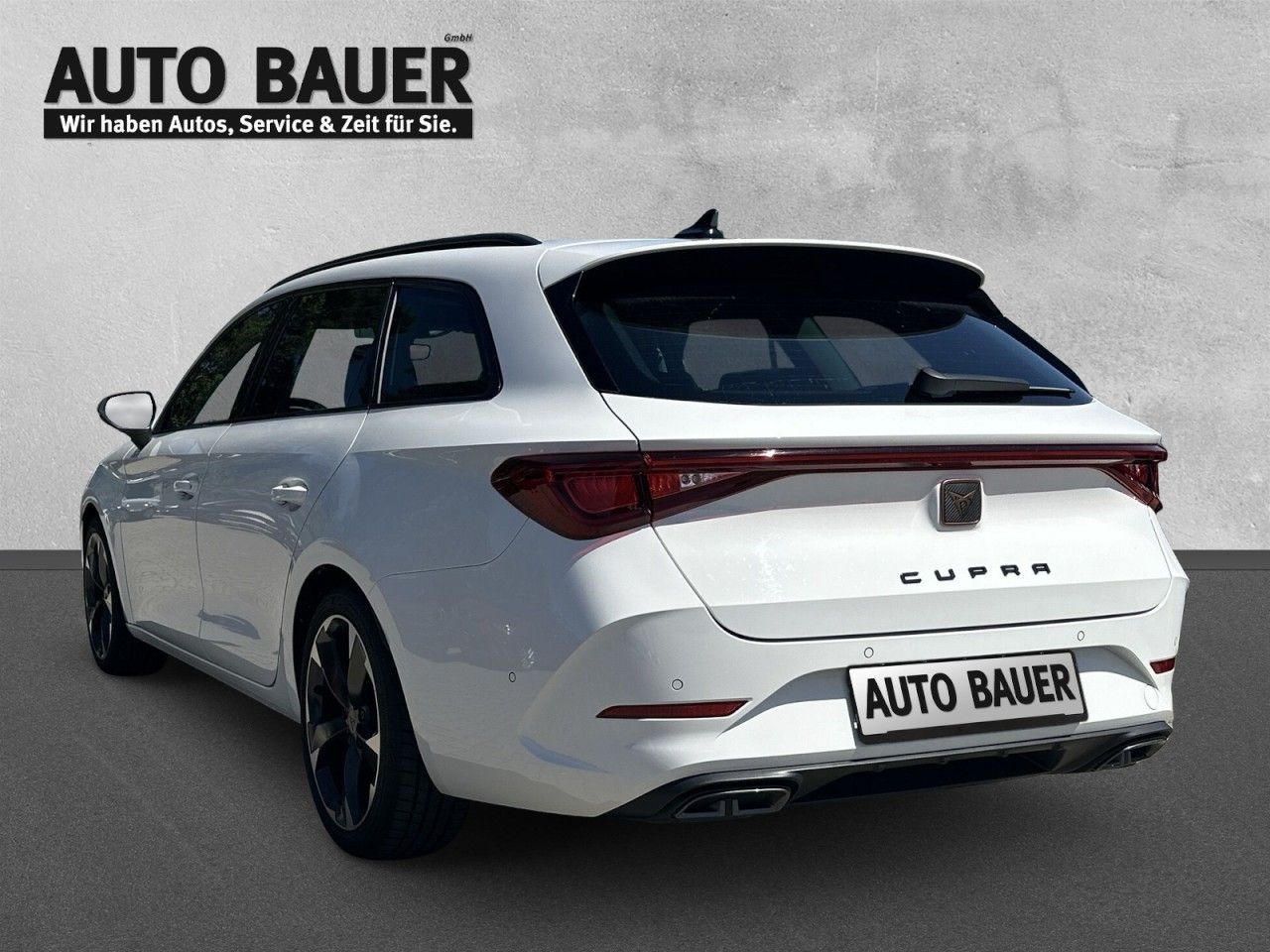Fahrzeugabbildung CUPRA Leon Sportstourer 1.5 eTSI 150 PS DSG - mit KI generiert/bearbeitet