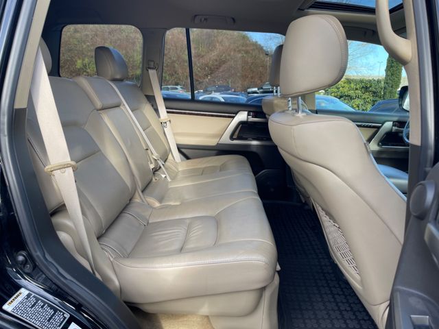Toyota Land Cruiser  200 V8 Executive – JBL