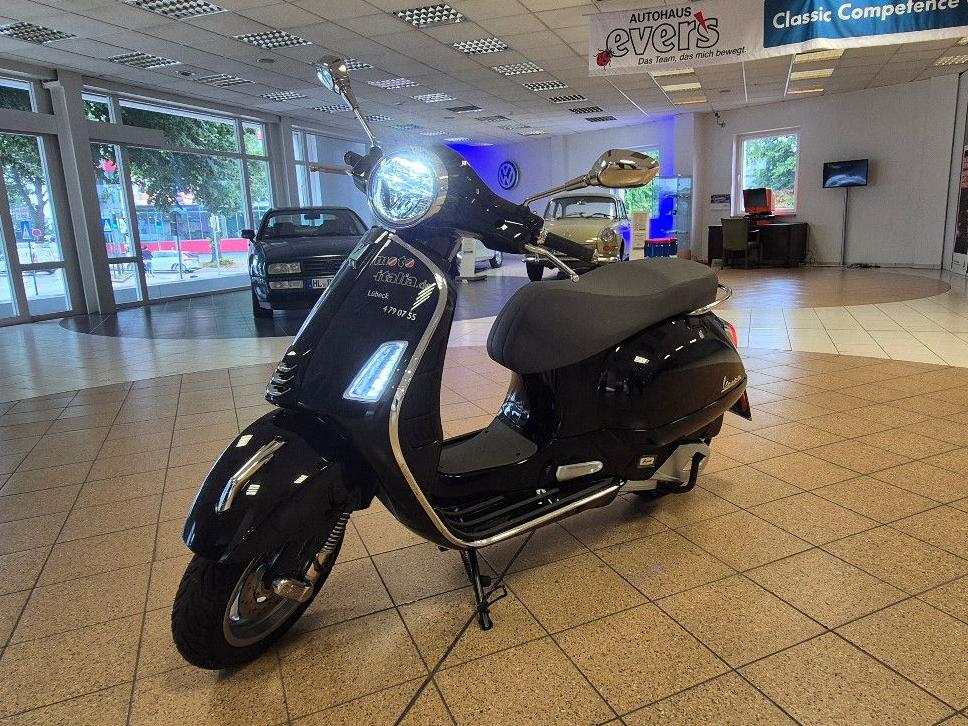 Vespa GTS 125 - Vorführfahrzeug