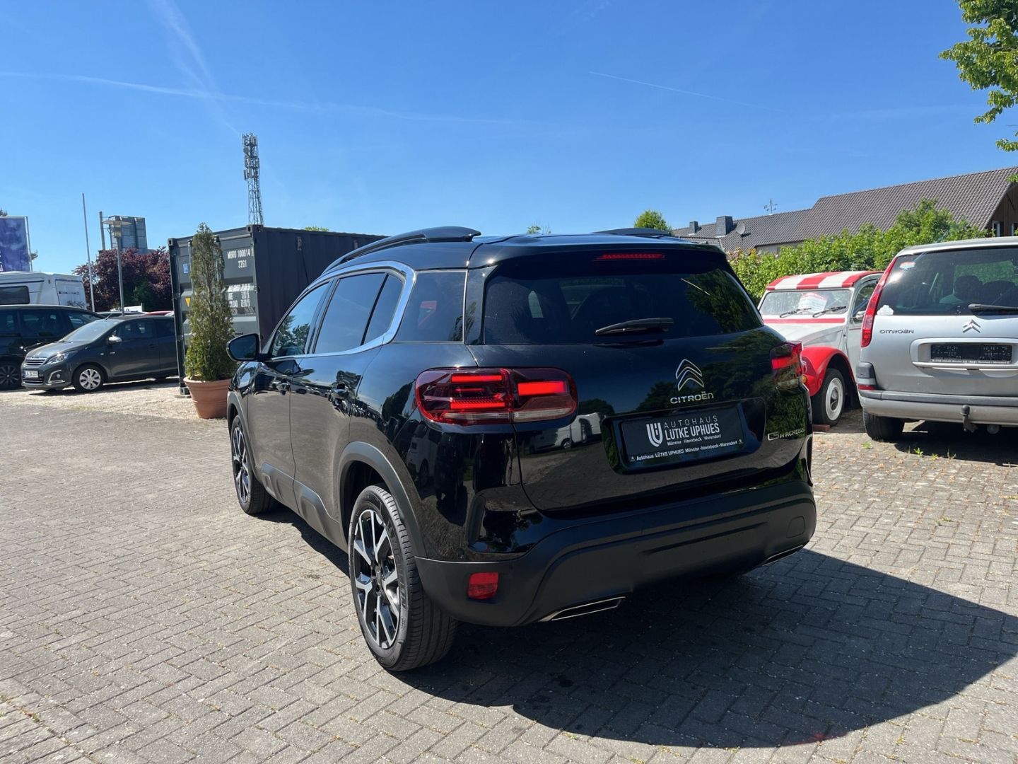 Fahrzeugabbildung Citroën C5 Aircross Shine 1.5 BlueHDi SHINE130 EAT8 ACC