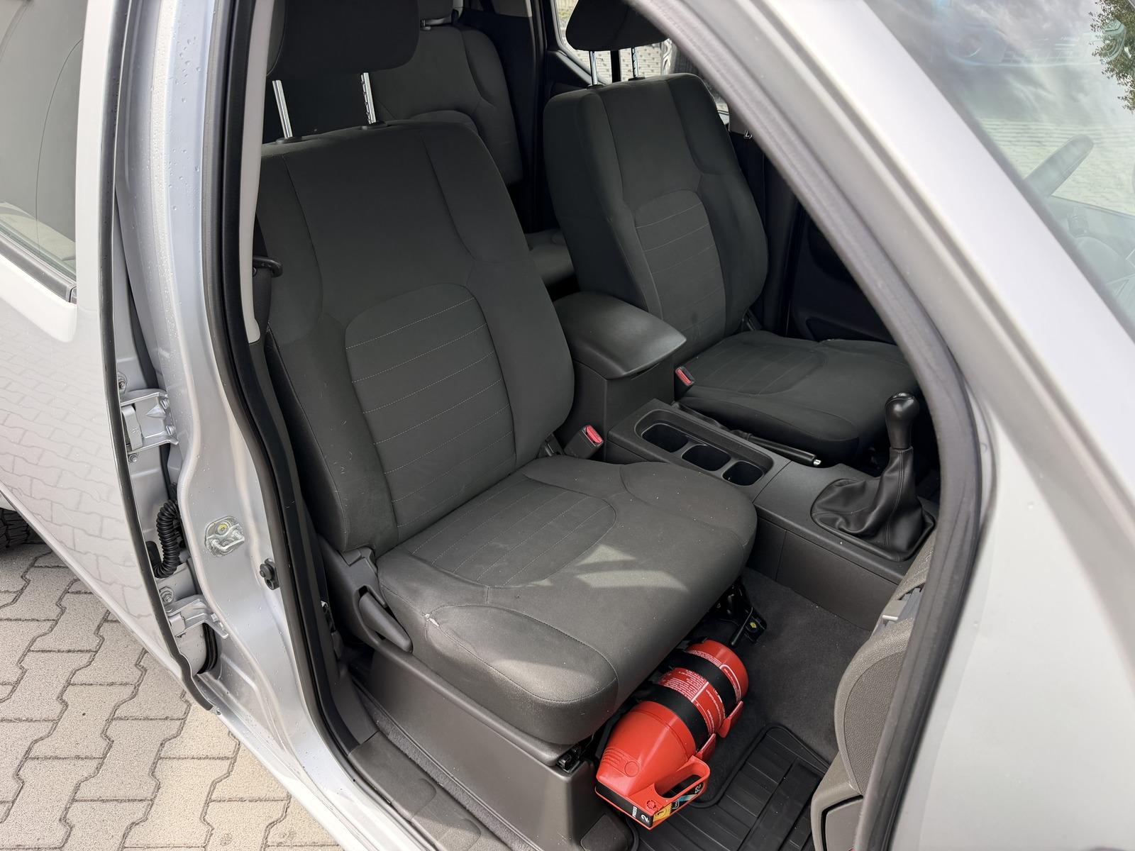 NISSAN NAVARA 144CH PICKUP DOUBLE CABINE SE 4X4