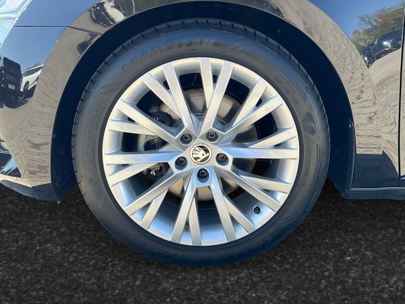 Skoda Superb - Bild 15