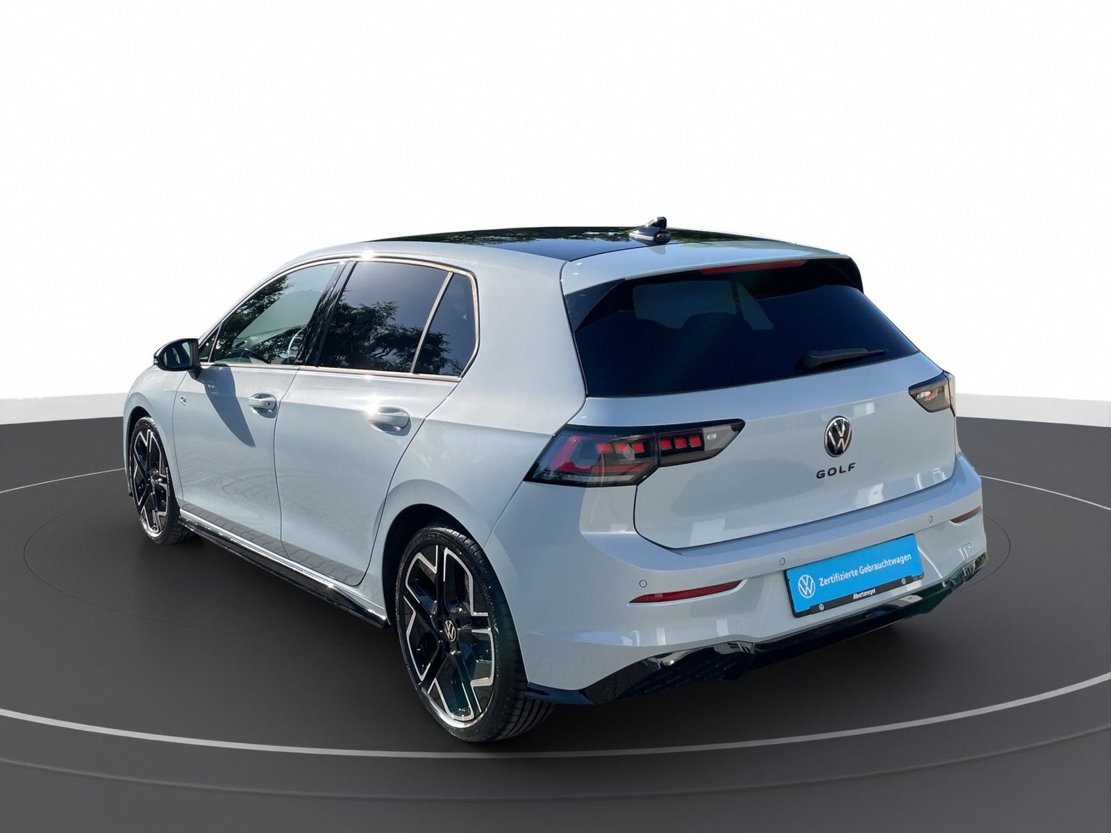 Volkswagen Golf VIII 2.0 TDI R-Line DSG BLACK MATRIX KLIMA foto 2