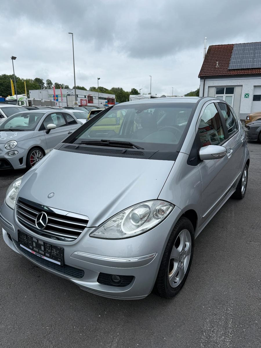 Mercedes-Benz A 150  Klimawartung + HU Neu
