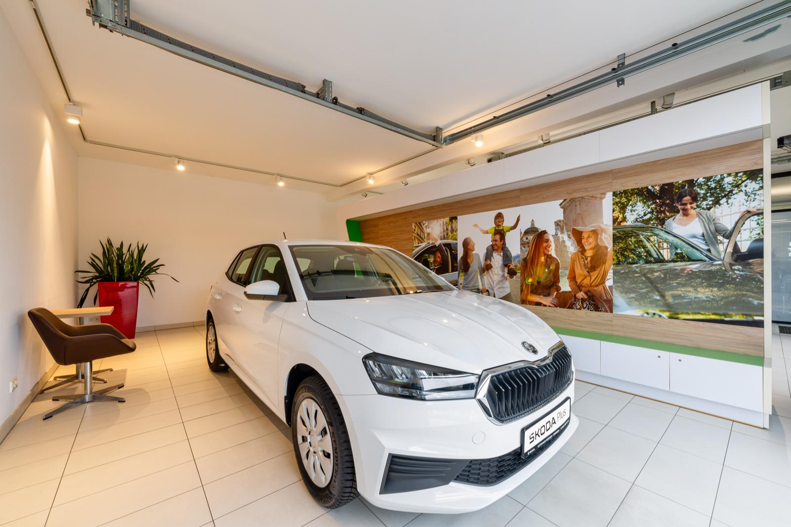 showroom-image-bottom