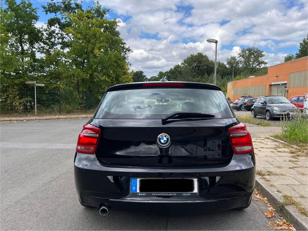 BMW 114