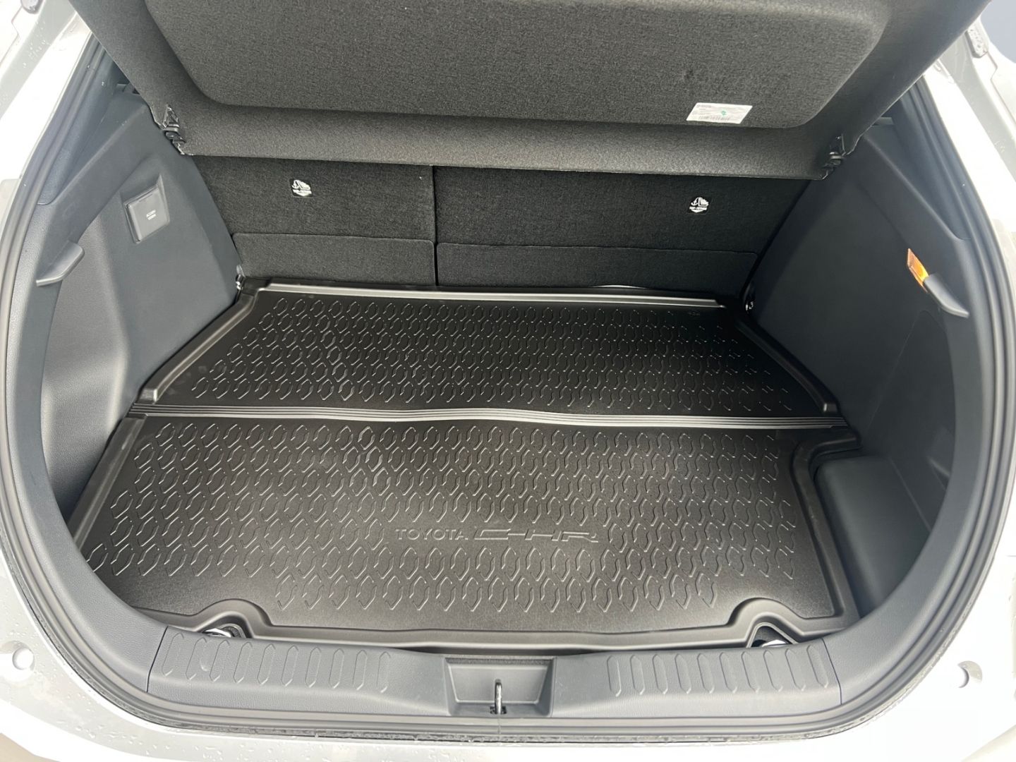 Toyota C-HR - Bild 16