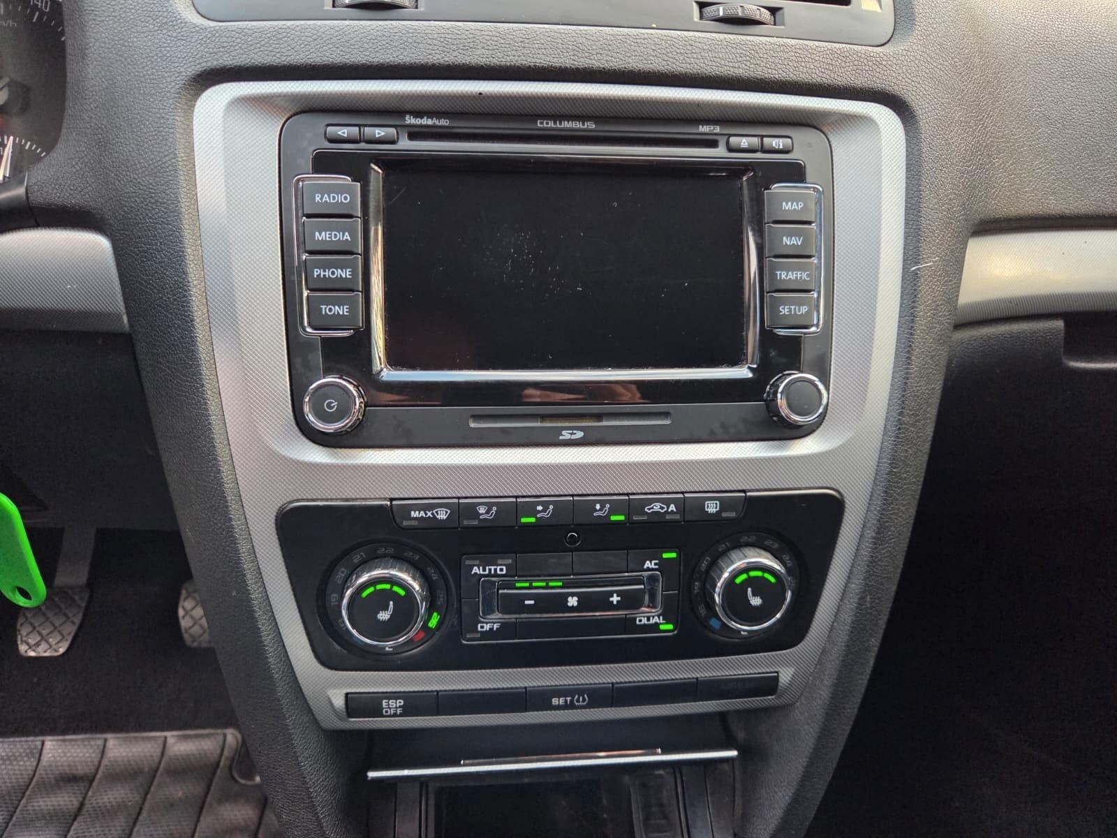 Skoda Octavia 2010 — photo 14
