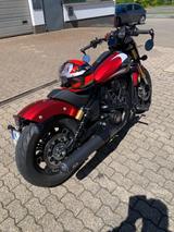 Indian Scout 101 mit V-Performance Auspuff