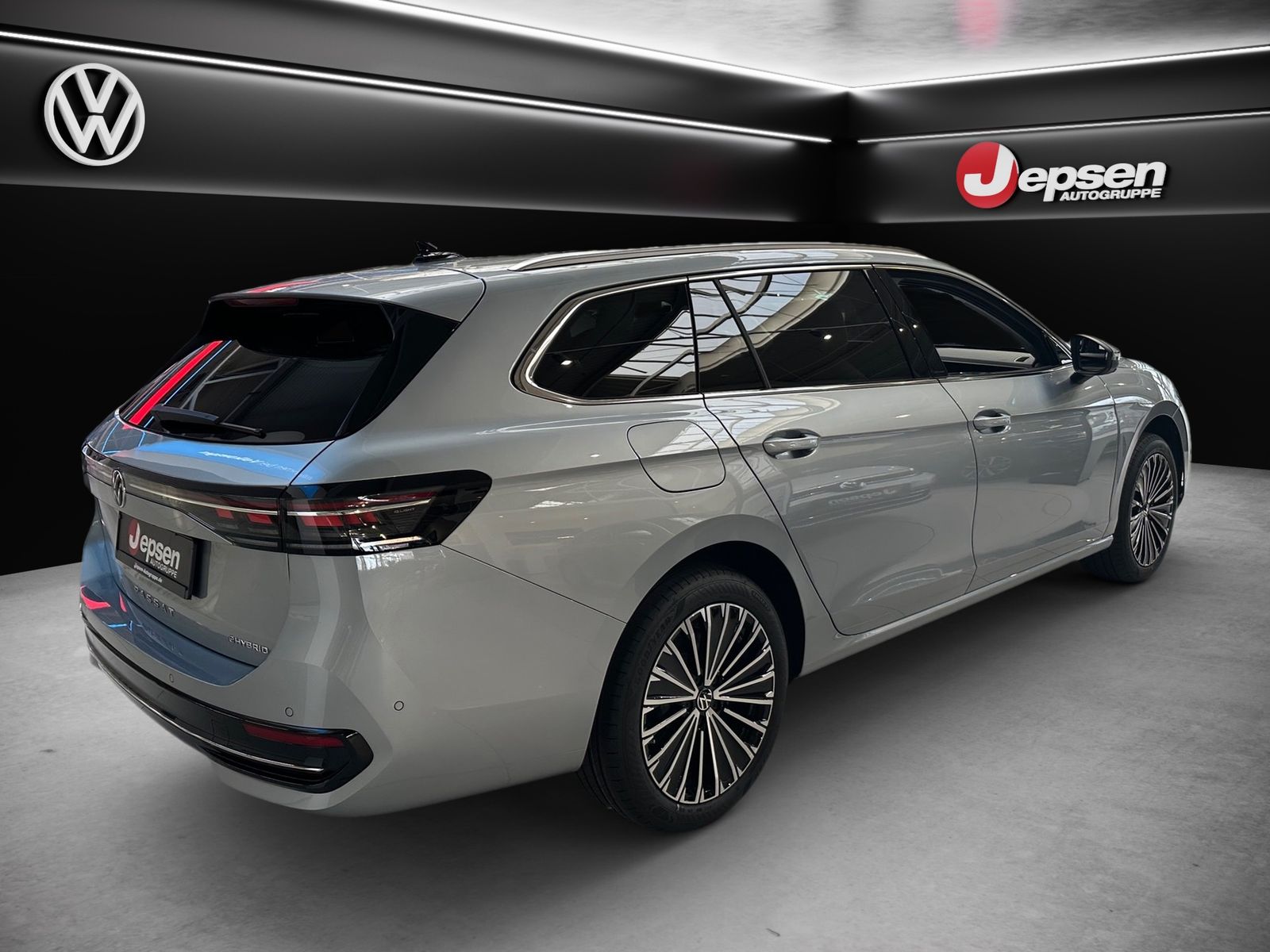 Volkswagen Passat Elegance Hybrid DSG AHK MASSAGE R-KAMERA foto 15
