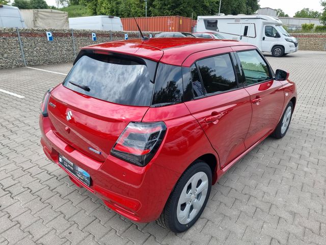 Suzuki SWIFT 1.2 Dualjet Comfort Allgrip Hybrid 4x4