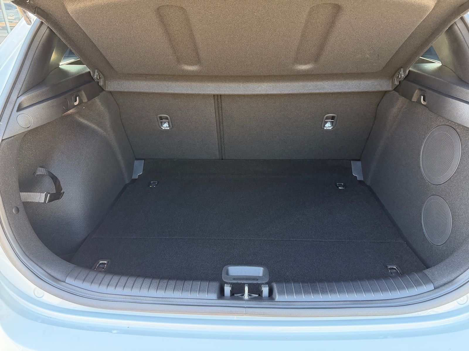 Fahrzeugabbildung Kia CEED_5 1.5T 48V DCT 140 ULTIMATE DES JBL