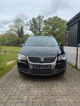Volkswagen VW Touran 2.0 TDI 170 ps 7 Sitzer - Volkswagen Touran: Ps TDI 170