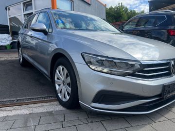 Volkswagen Passat Variant - 2