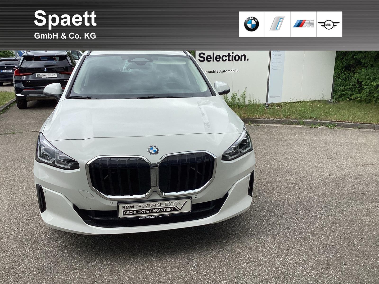 BMW 220i Active Tourer DAB LED Komfortzg. AHK Shz
