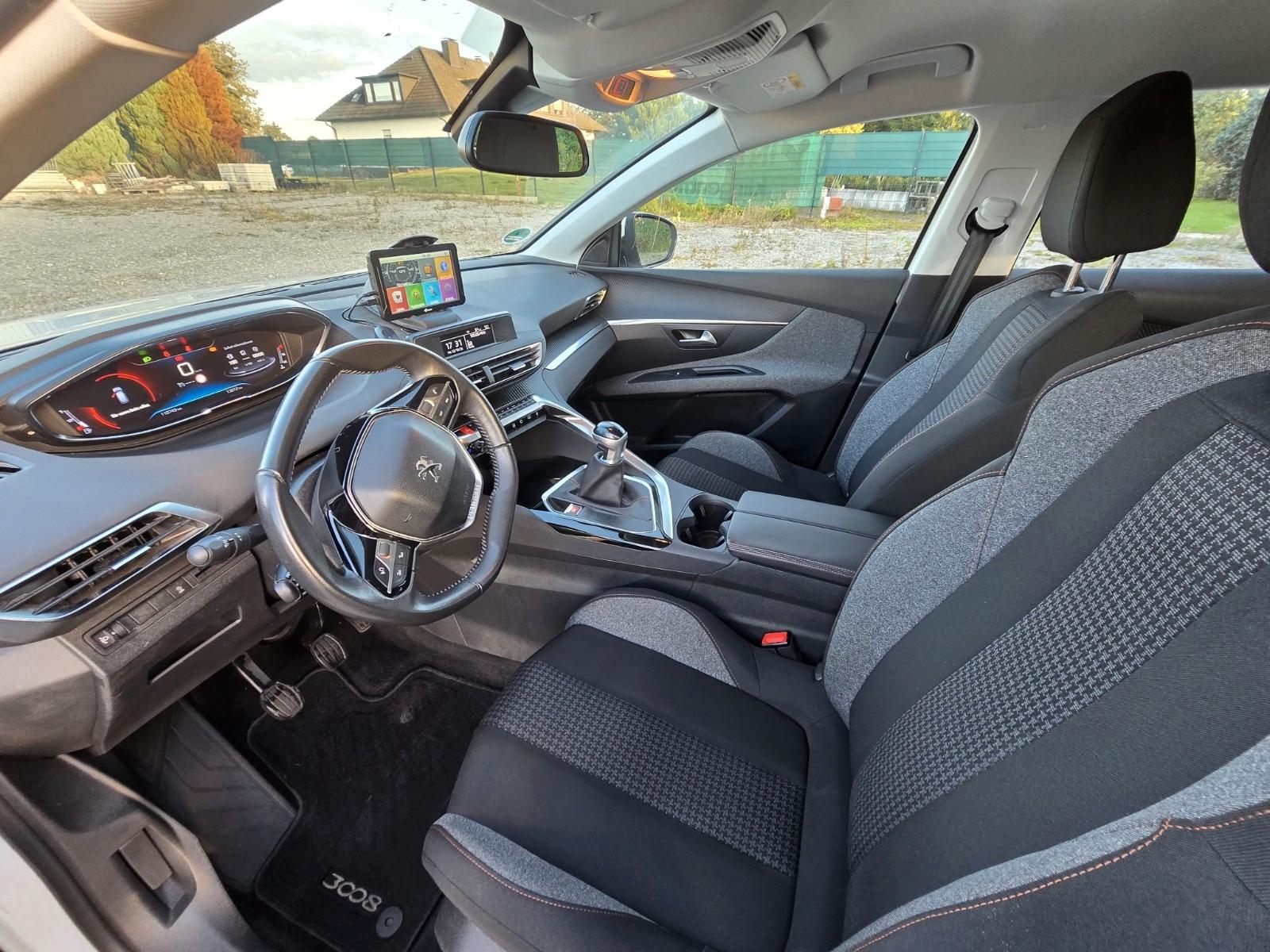 Peugeot 3008 PureTech Access