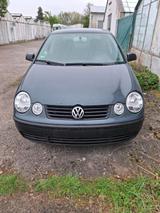 Volkswagen VW Polo Limousine 1.4 TDI - Volkswagen Polo aus 2004 mit Diesel-Antrieb