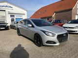 Hyundai i40 cw blue Premium - Hyundai i40: Limousine