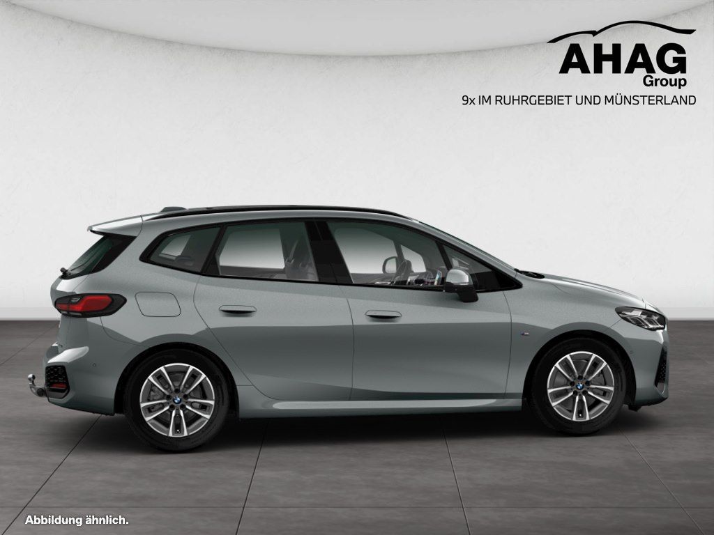 BMW 223 Active Tourer - Bild 8