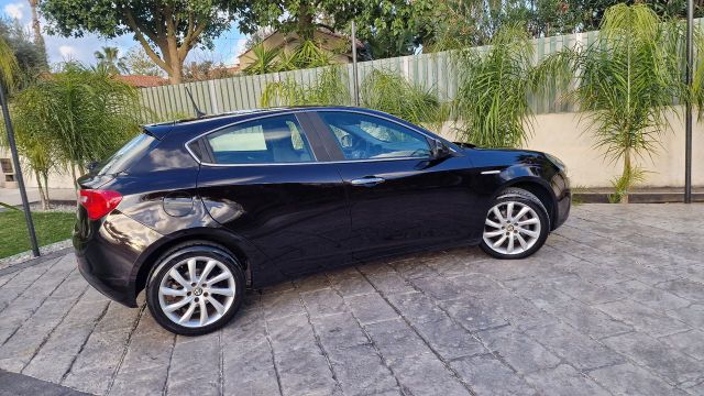 Alfa Romeo Giulietta 1.6 JTDm-2 105CV Exclusive