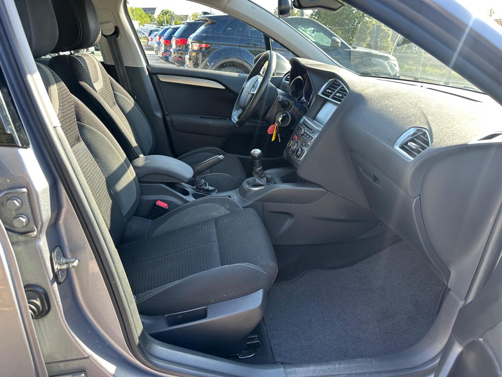 Citroën C4 Lim. Navi/PDC/AHK