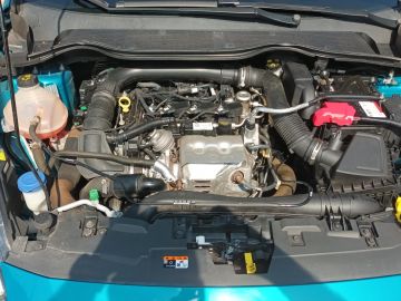 Ford Fiesta Titanium *KLIMA* *RÜCKFAHRKAMERA* *FRONTS