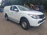 Mitsubishi L200 Basis Club Cab 4WD - Mitsubishi L200: Cab Club