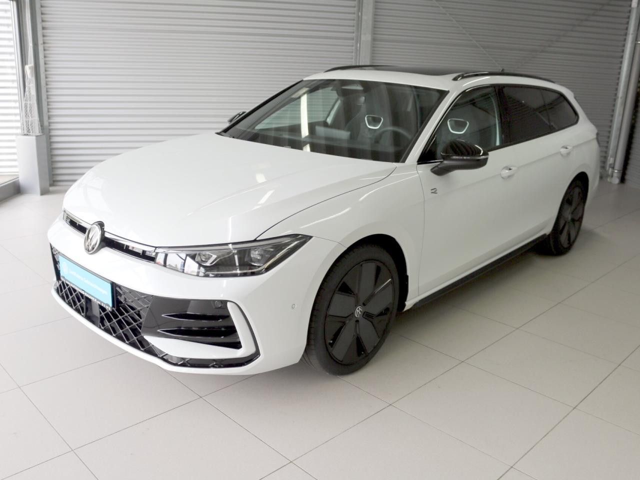 Volkswagen Passat Variant - Bild 2